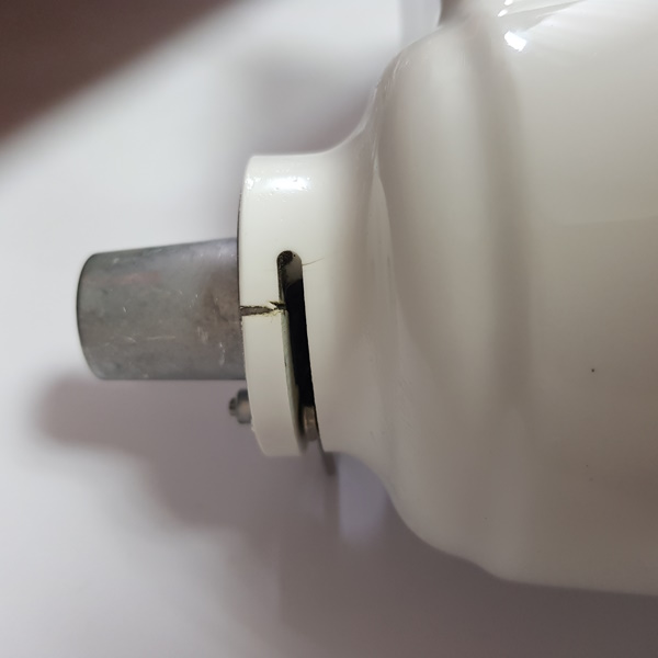 Corps de hachoir RVSA Kitchenaid 3179239 ***pièce neuve abimée***